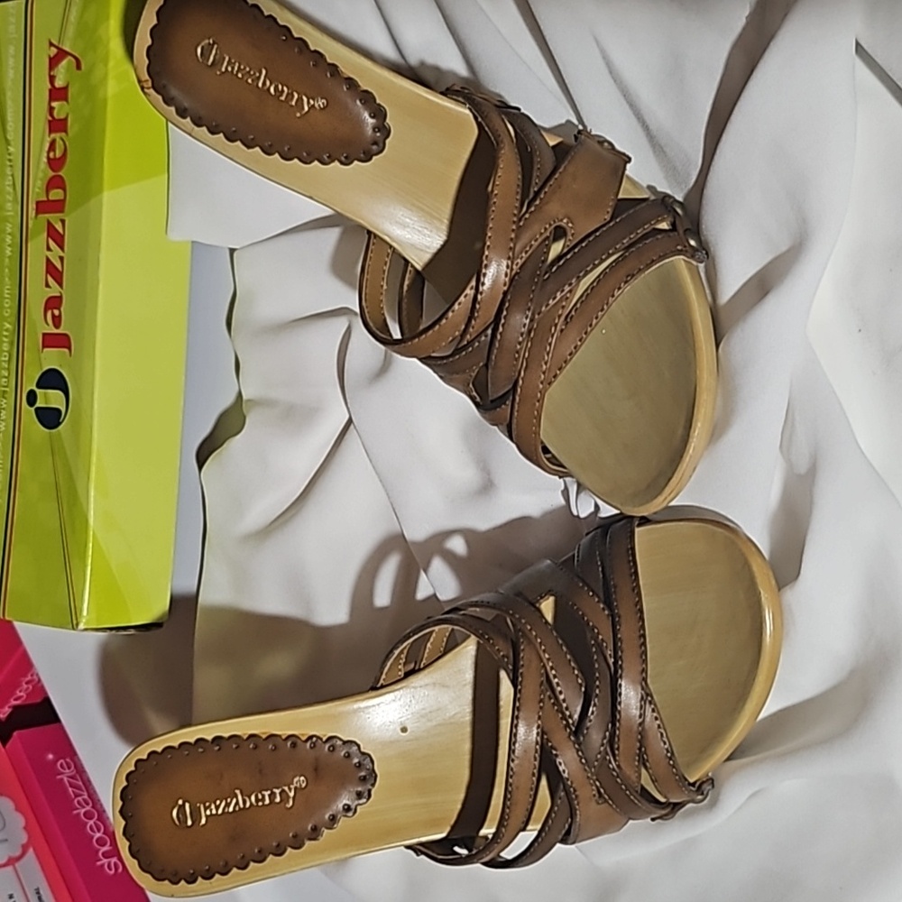 Heeled sandals